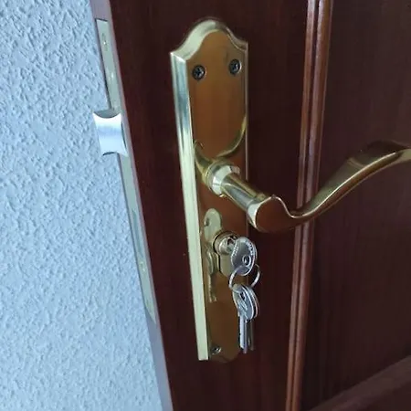 Appartamento Habitacion En Apartamento Compartido En Burgo